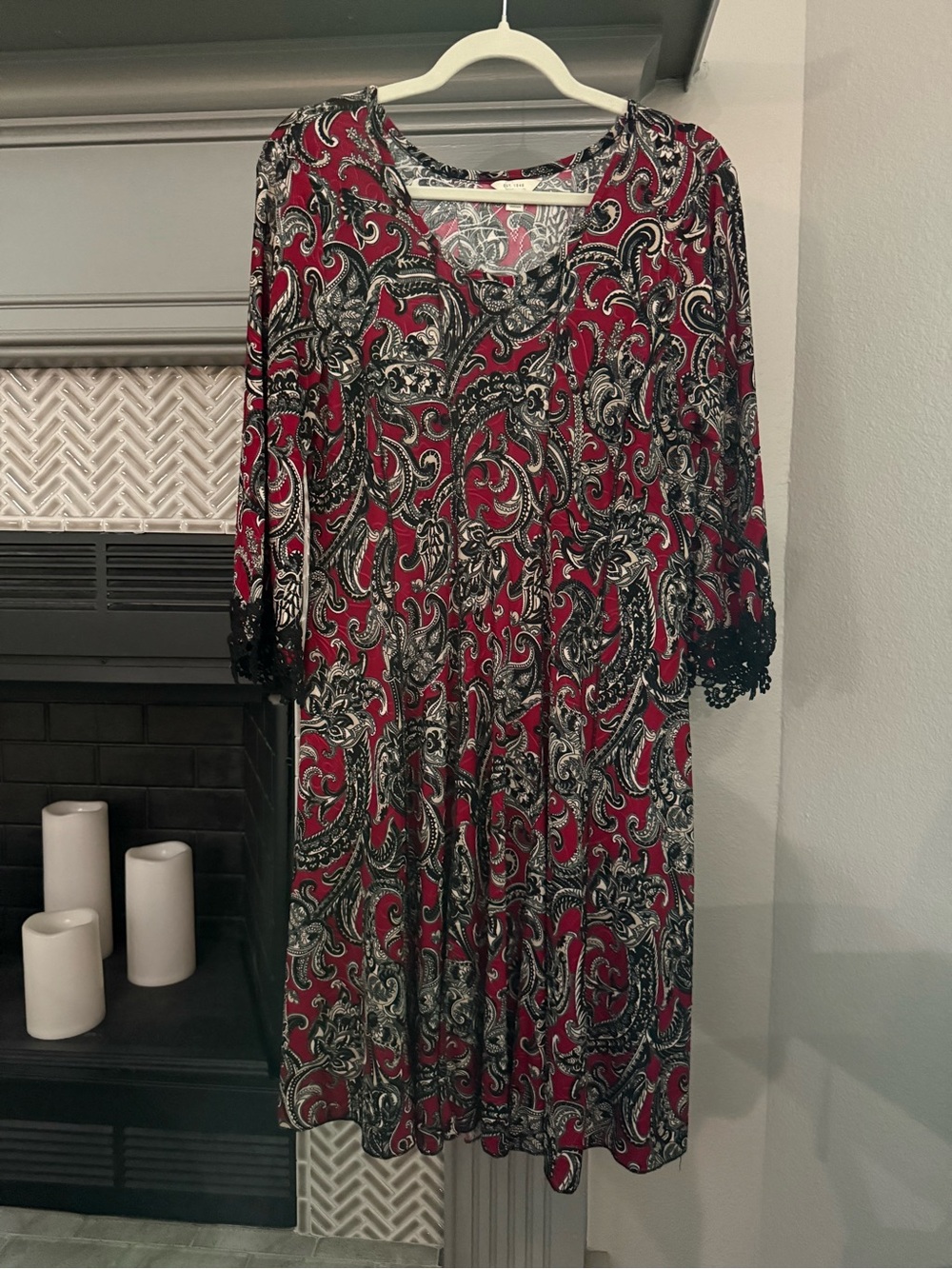 Red Paisley V-Neck Long Sleeve Dress with Lace Cuffs